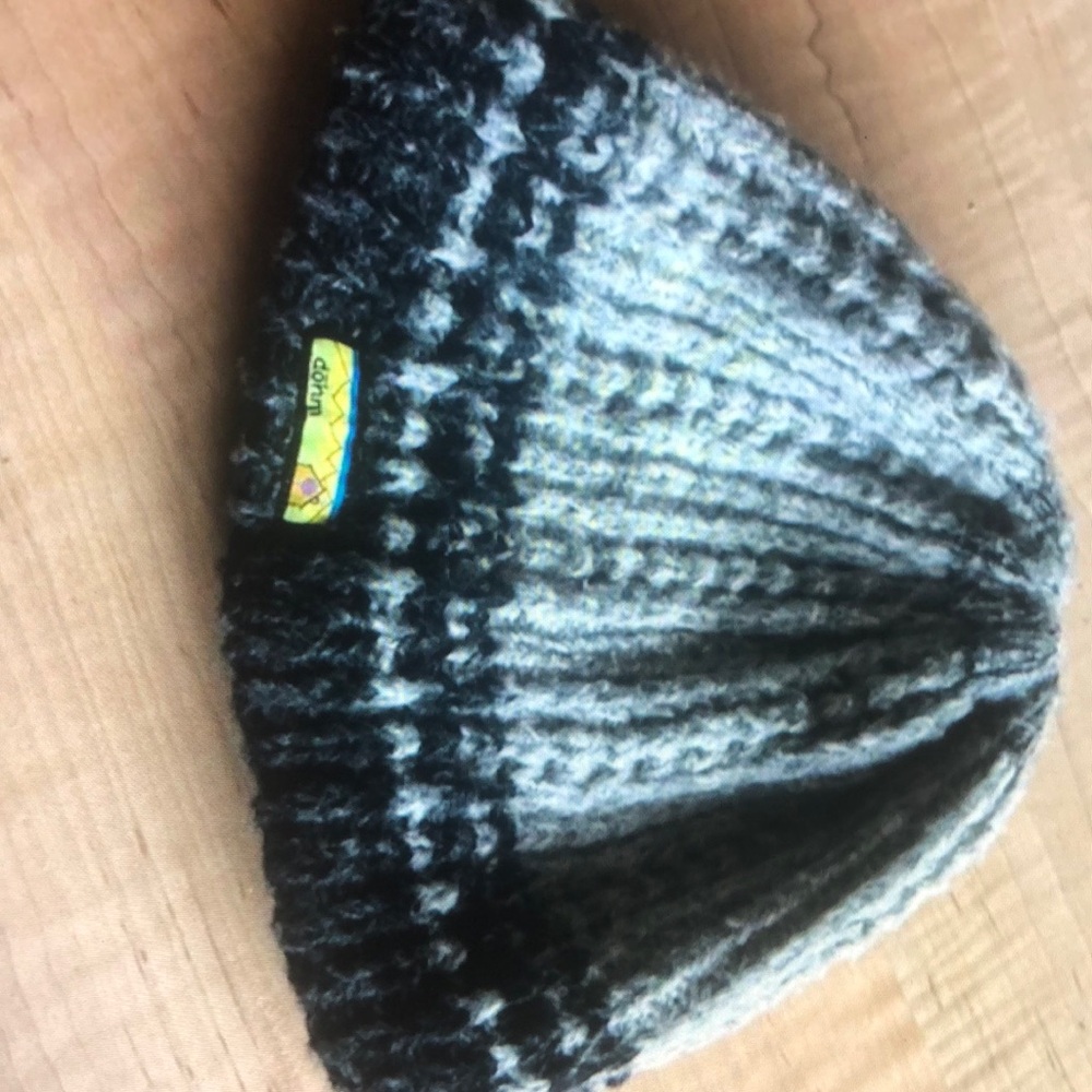 Dohm lcenox knit hat
